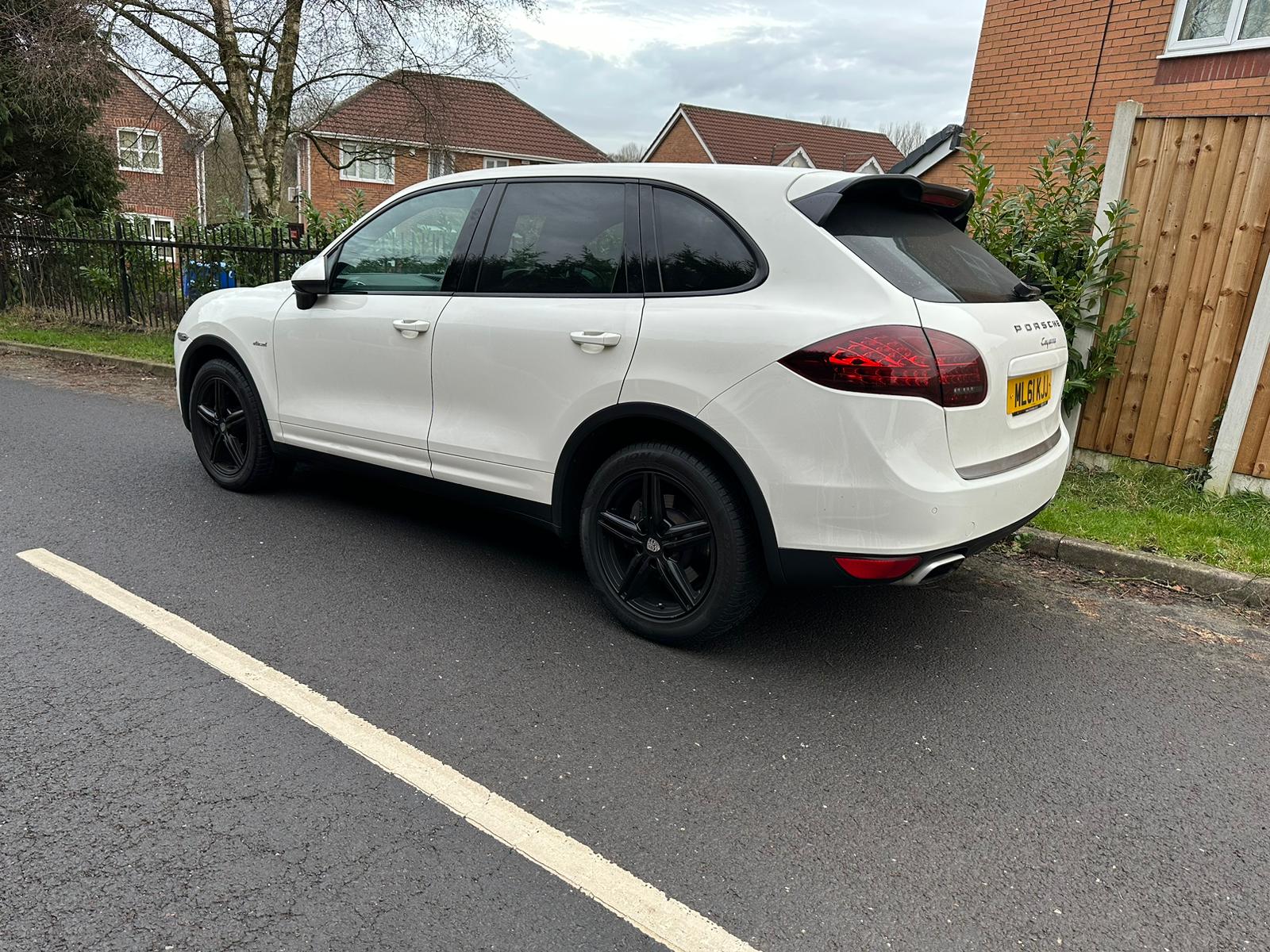 Porsche Cayenne 3.0 TD V6 SUV 5dr Diesel Tiptronic 4WD Euro 5 (s/s) (240 ps)