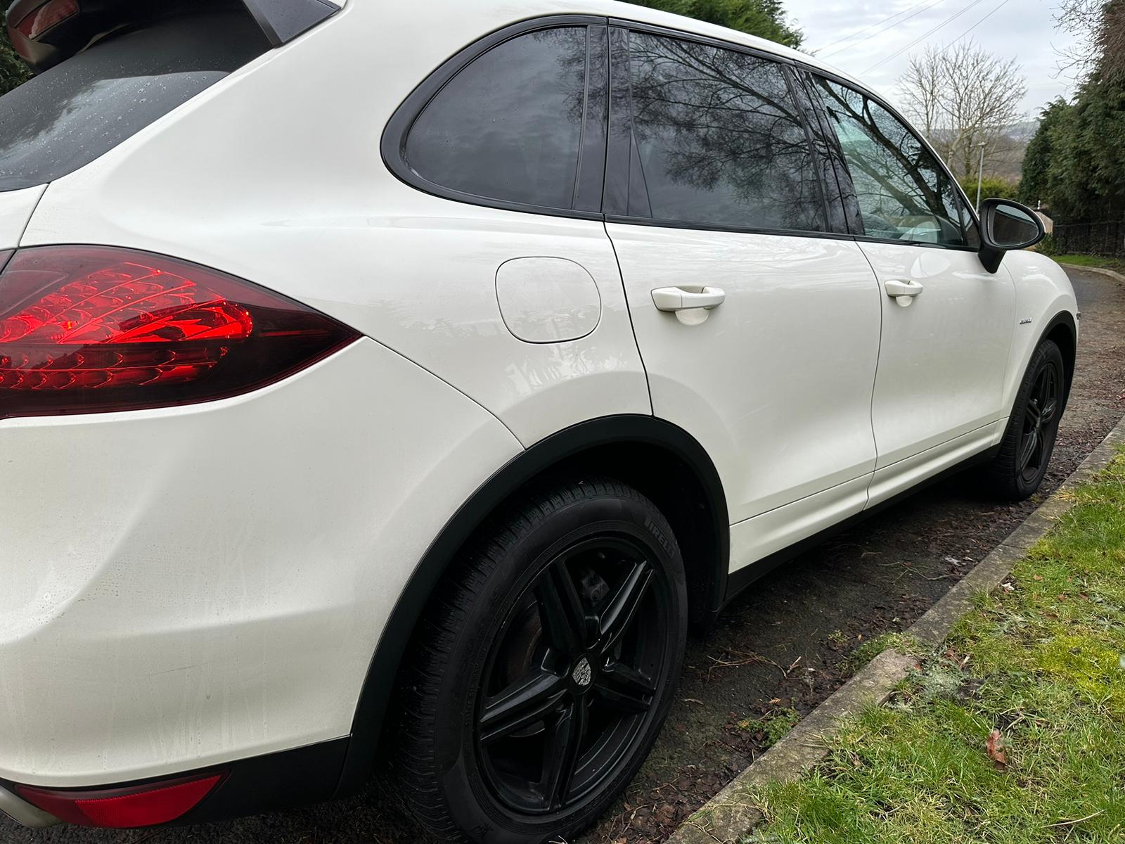 Porsche Cayenne 3.0 TD V6 SUV 5dr Diesel Tiptronic 4WD Euro 5 (s/s) (240 ps)