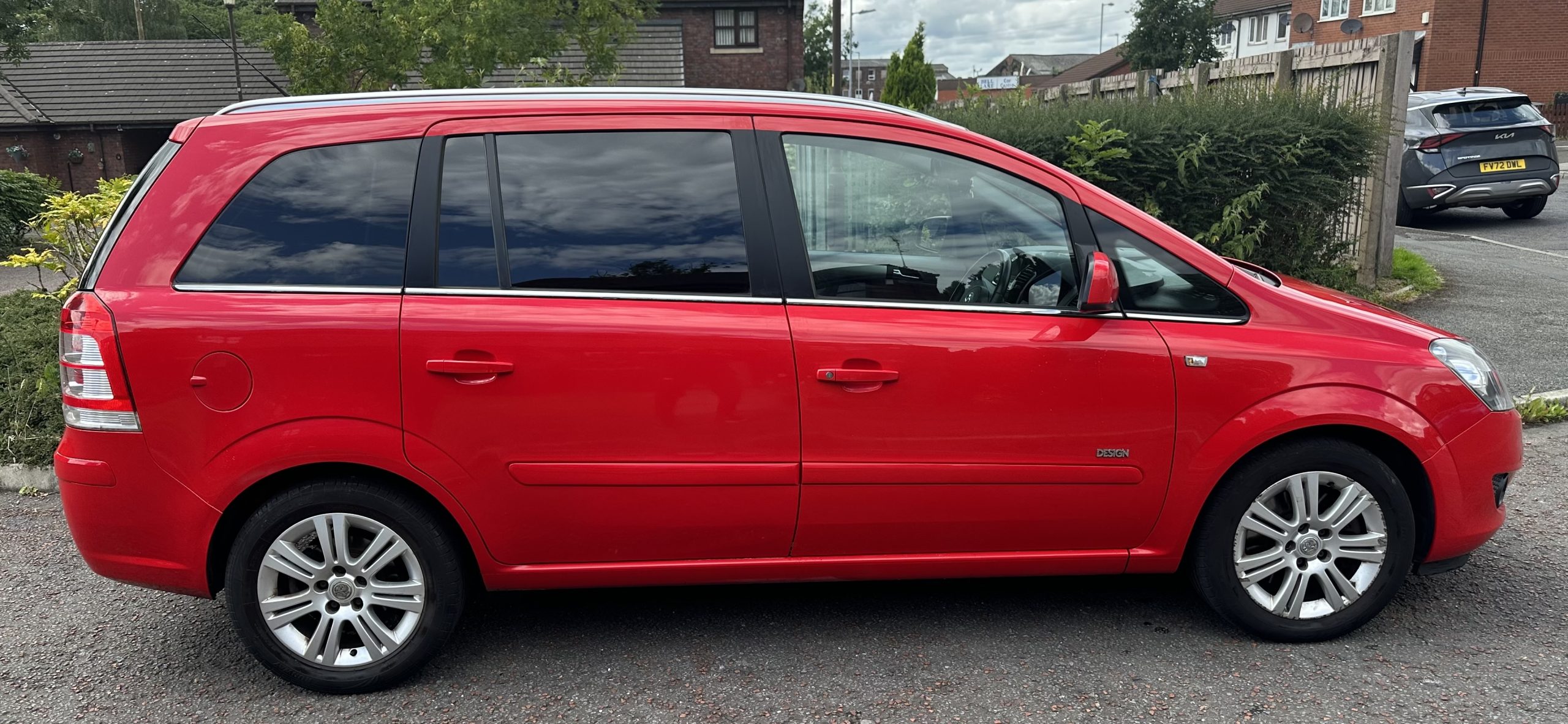 Vauxhall Zafira 1.7 CDTi ecoFLEX Design Euro 5 5dr (SNav)