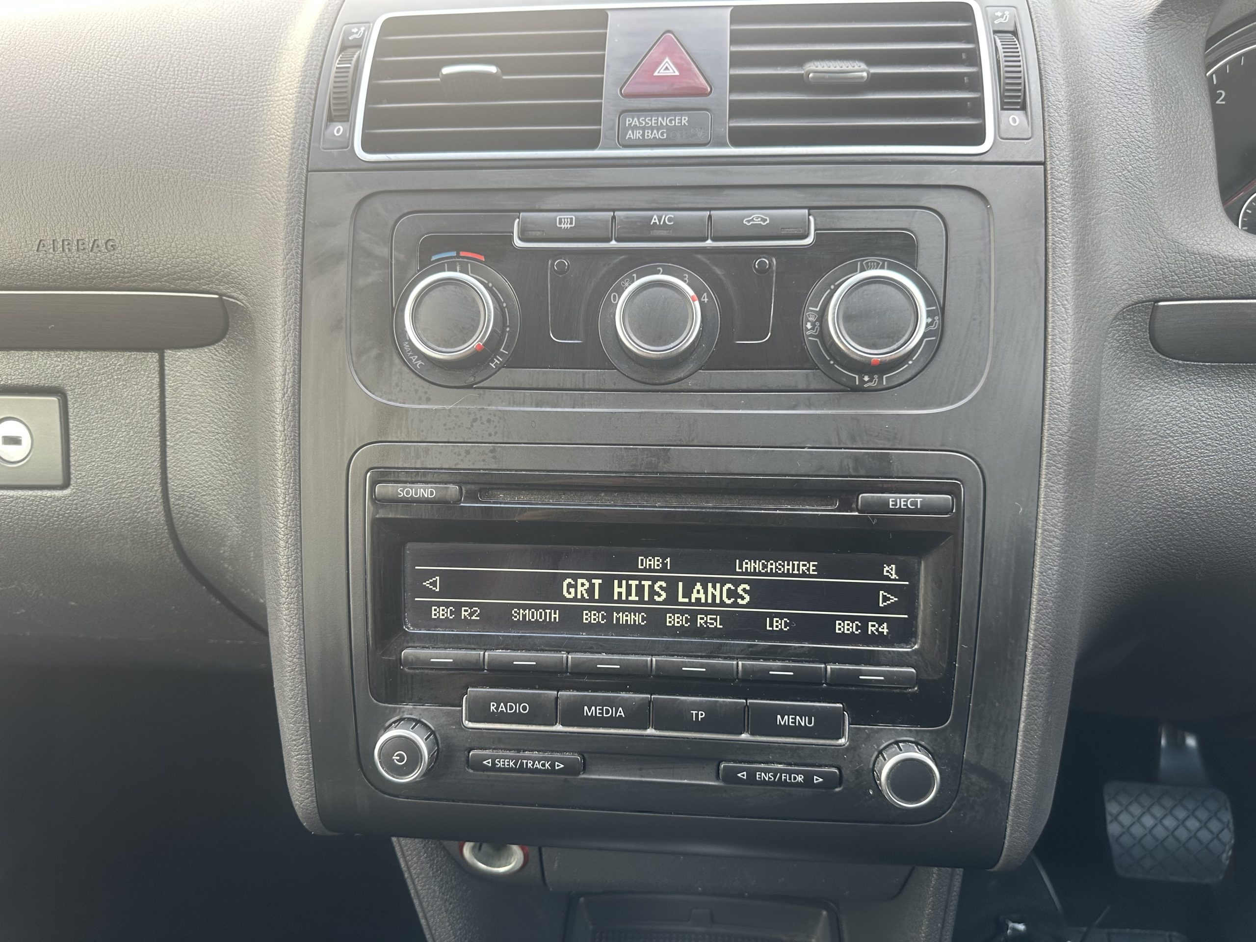 Volkswagen Touran 1.6 TDI BlueMotion Tech SE DSG Euro 5 (s/s) 5dr