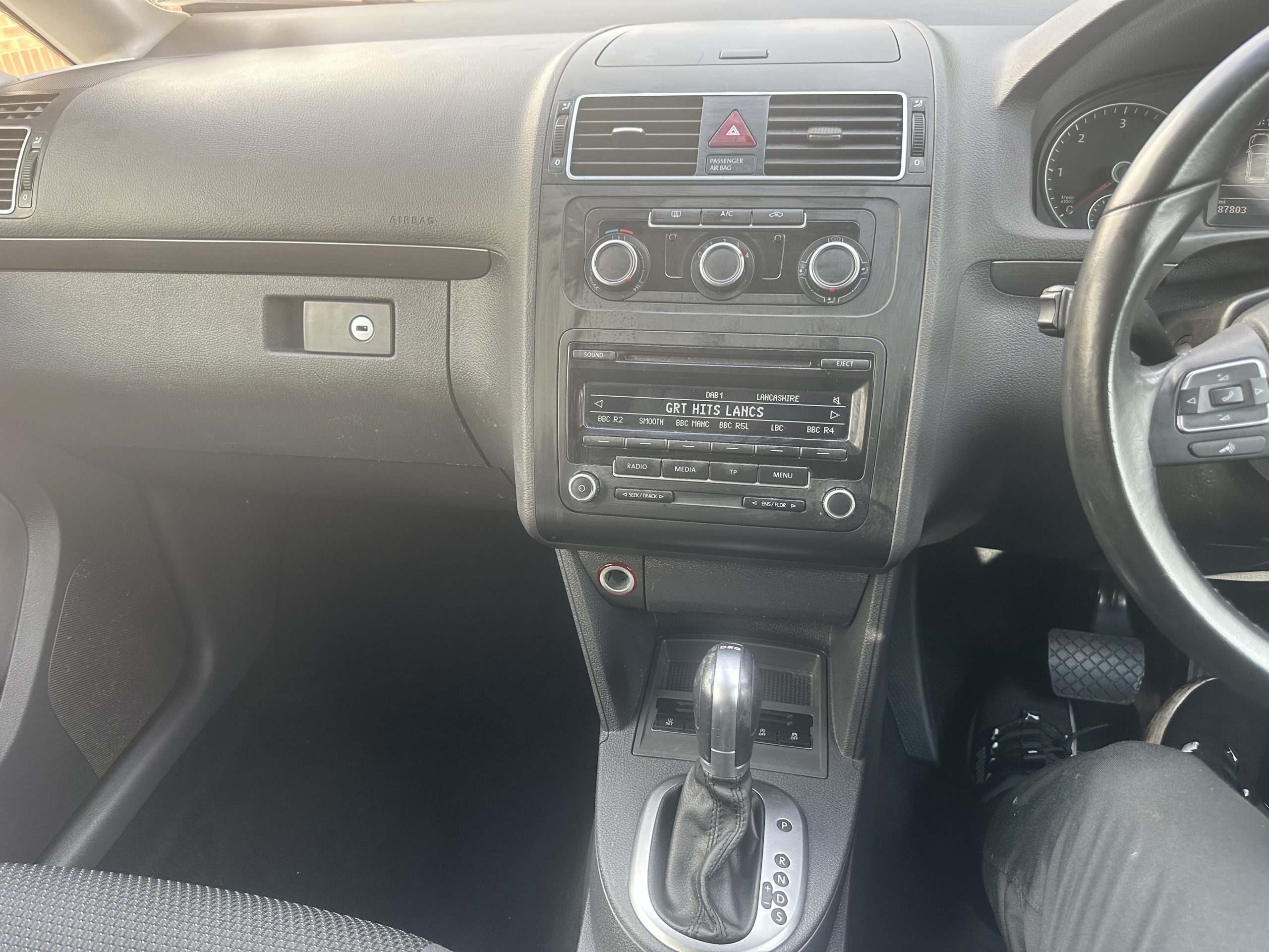 Volkswagen Touran 1.6 TDI BlueMotion Tech SE DSG Euro 5 (s/s) 5dr