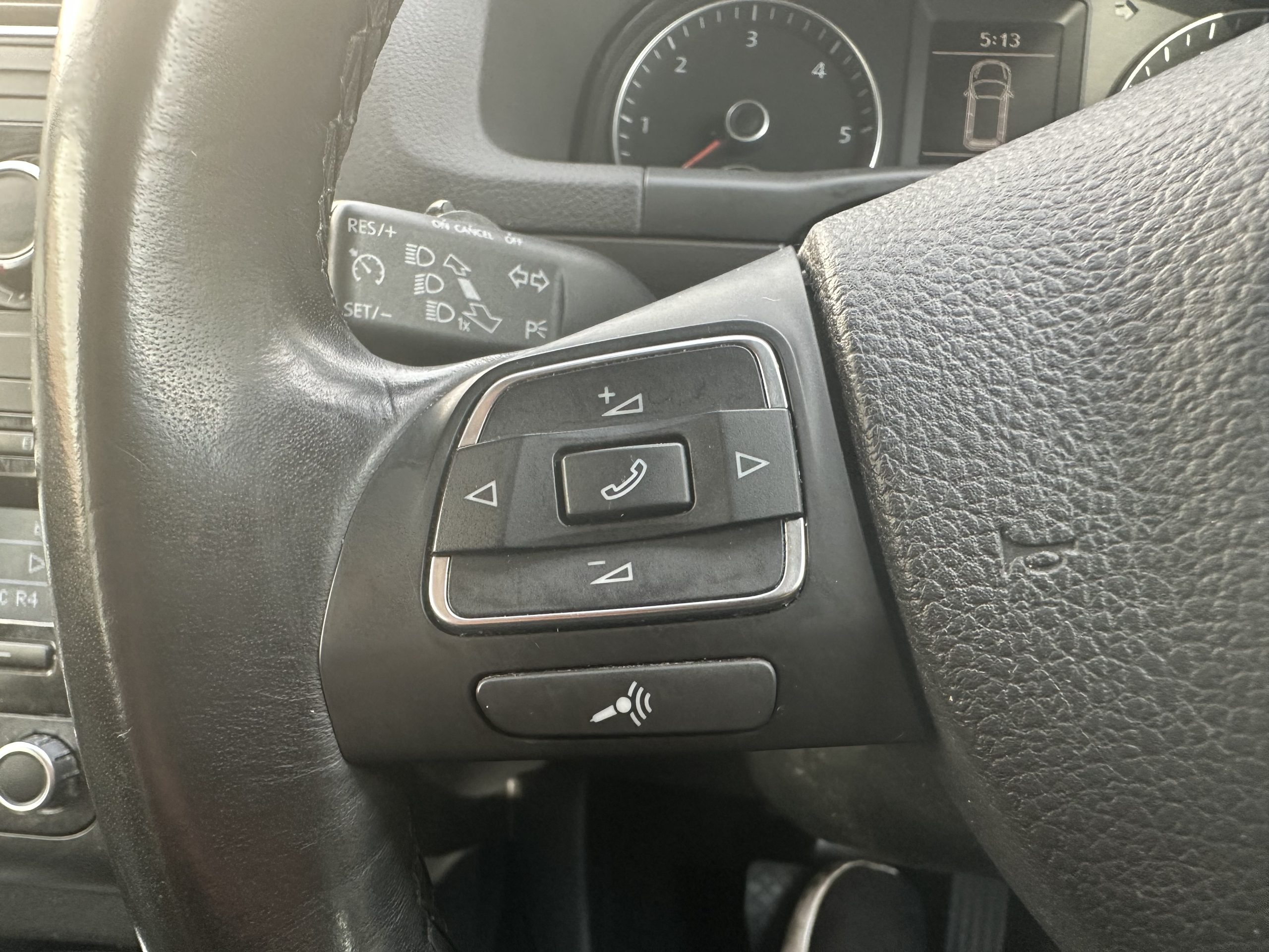 Volkswagen Touran 1.6 TDI BlueMotion Tech SE DSG Euro 5 (s/s) 5dr