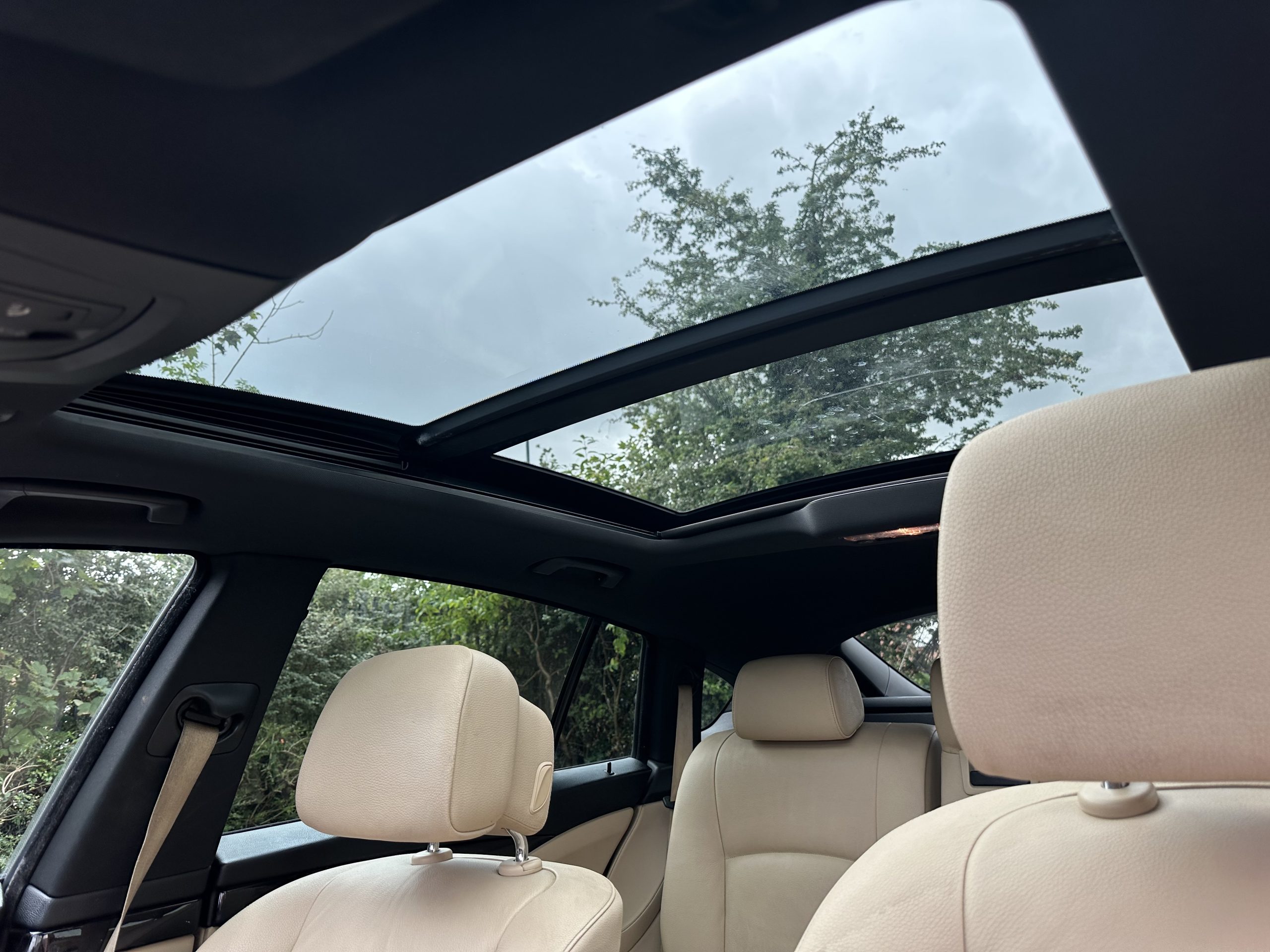 BMW 5 Series Gran Turismo 3.0 530d SE GT Steptronic Euro 5 5d