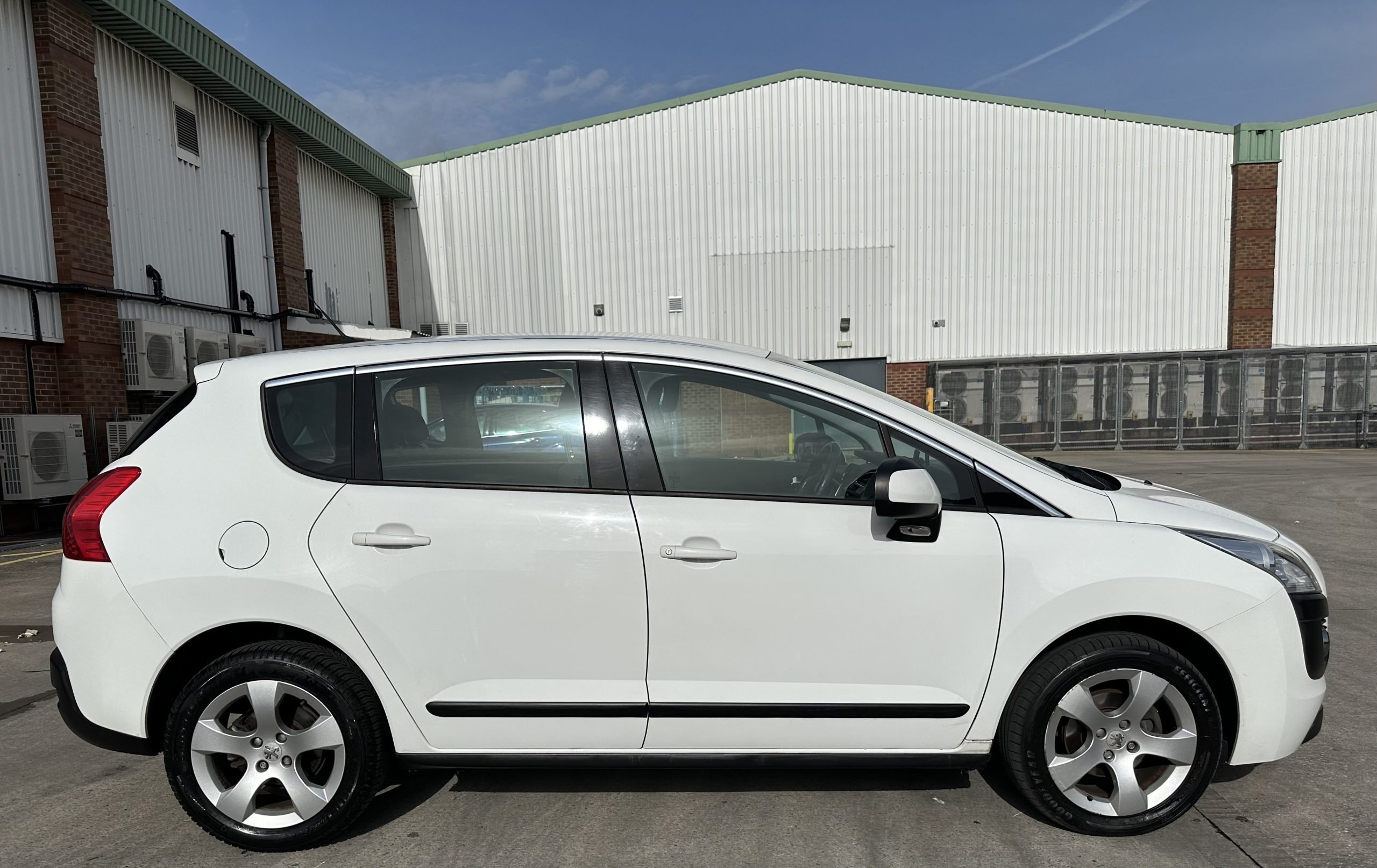 Peugeot 3008 1.6-HDi Active EGC Euro 5 5dr