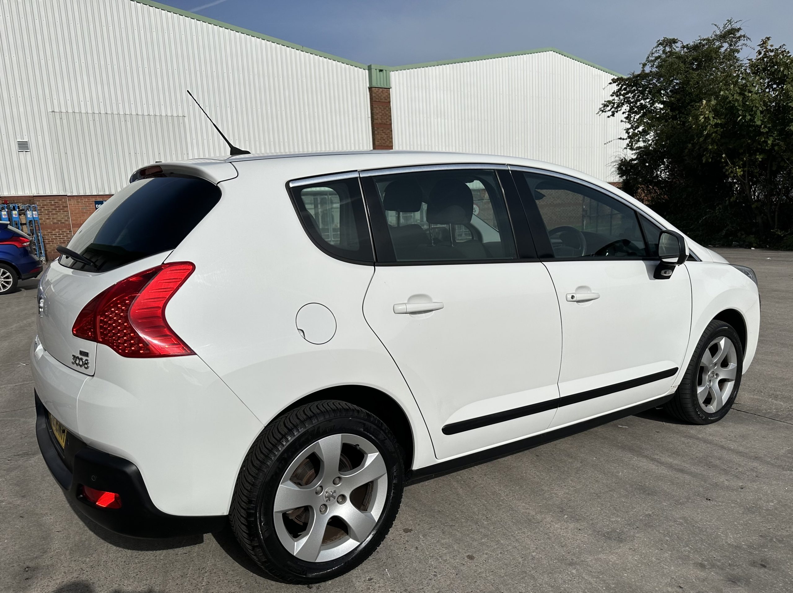 Peugeot 3008 1.6-HDi Active EGC Euro 5 5dr