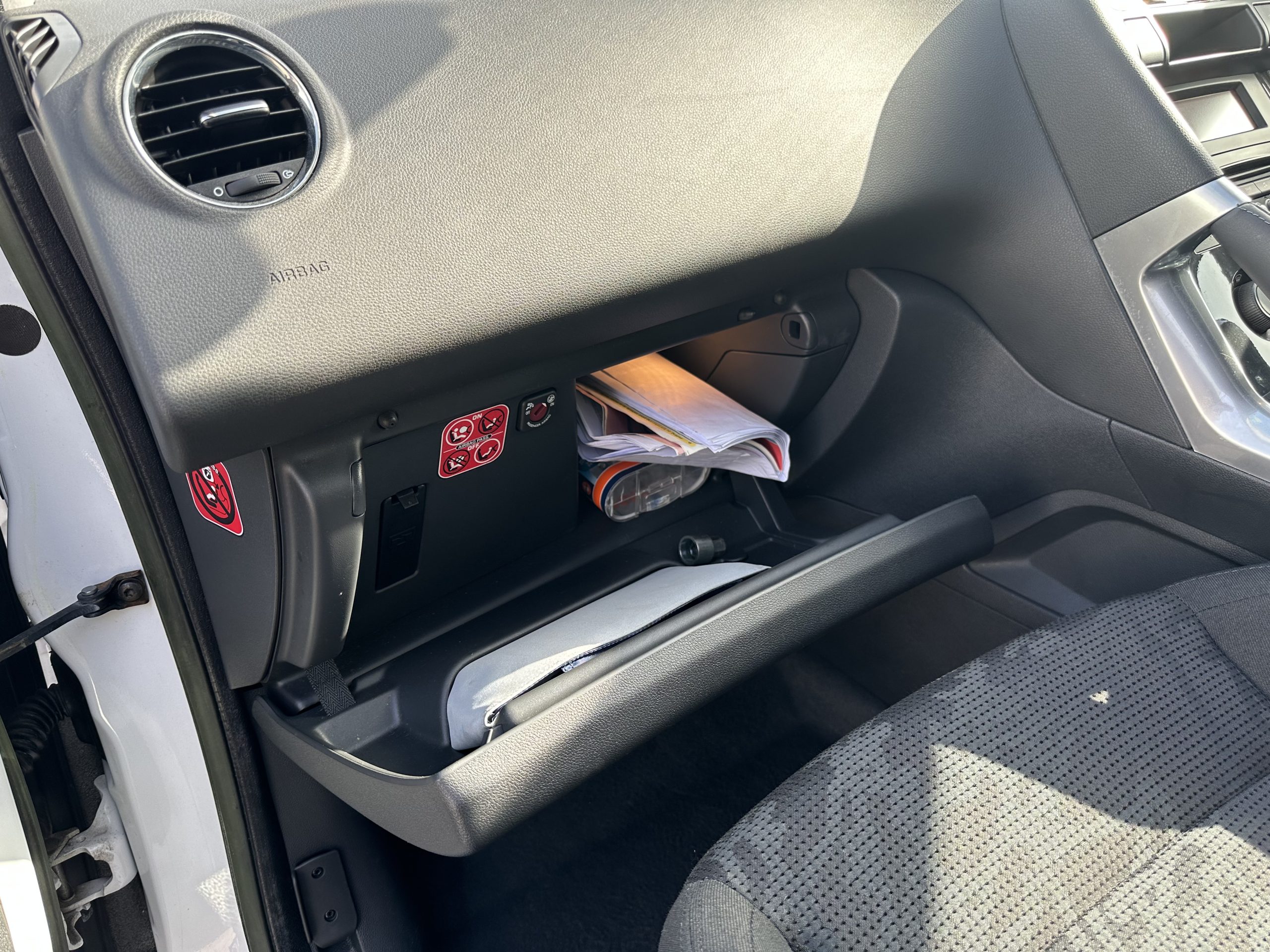 Peugeot 3008 1.6-HDi Active EGC Euro 5 5dr