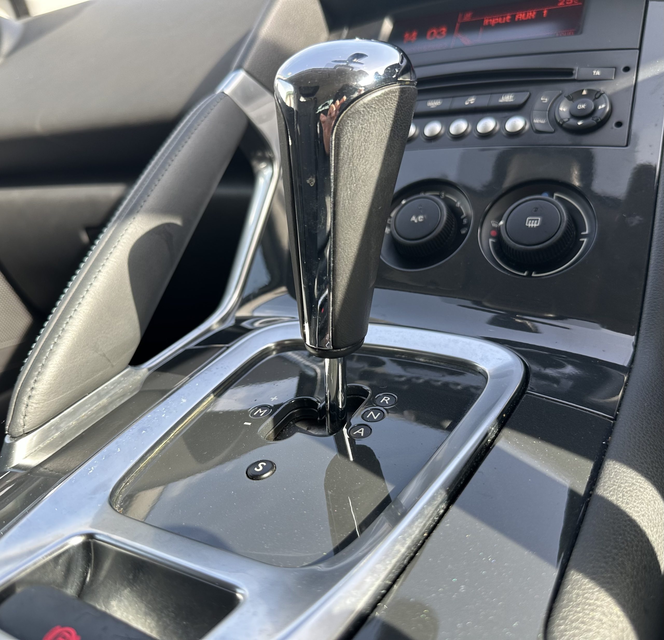 Peugeot 3008 1.6-HDi Active EGC Euro 5 5dr