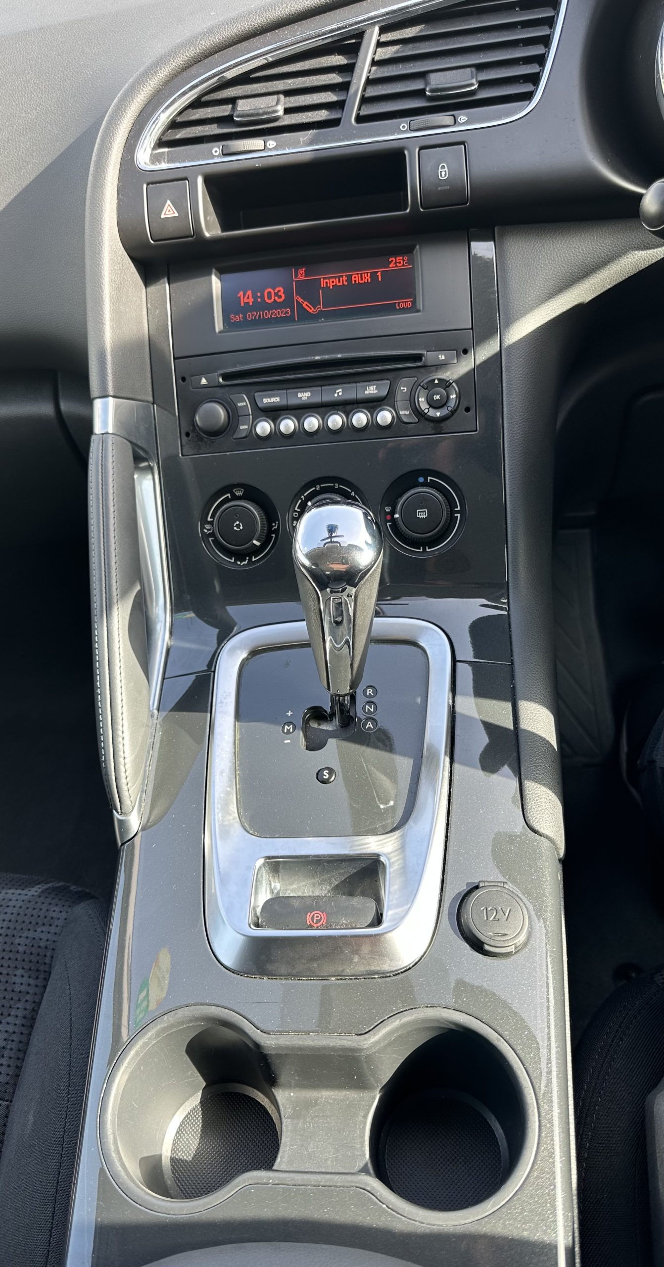 Peugeot 3008 1.6-HDi Active EGC Euro 5 5dr